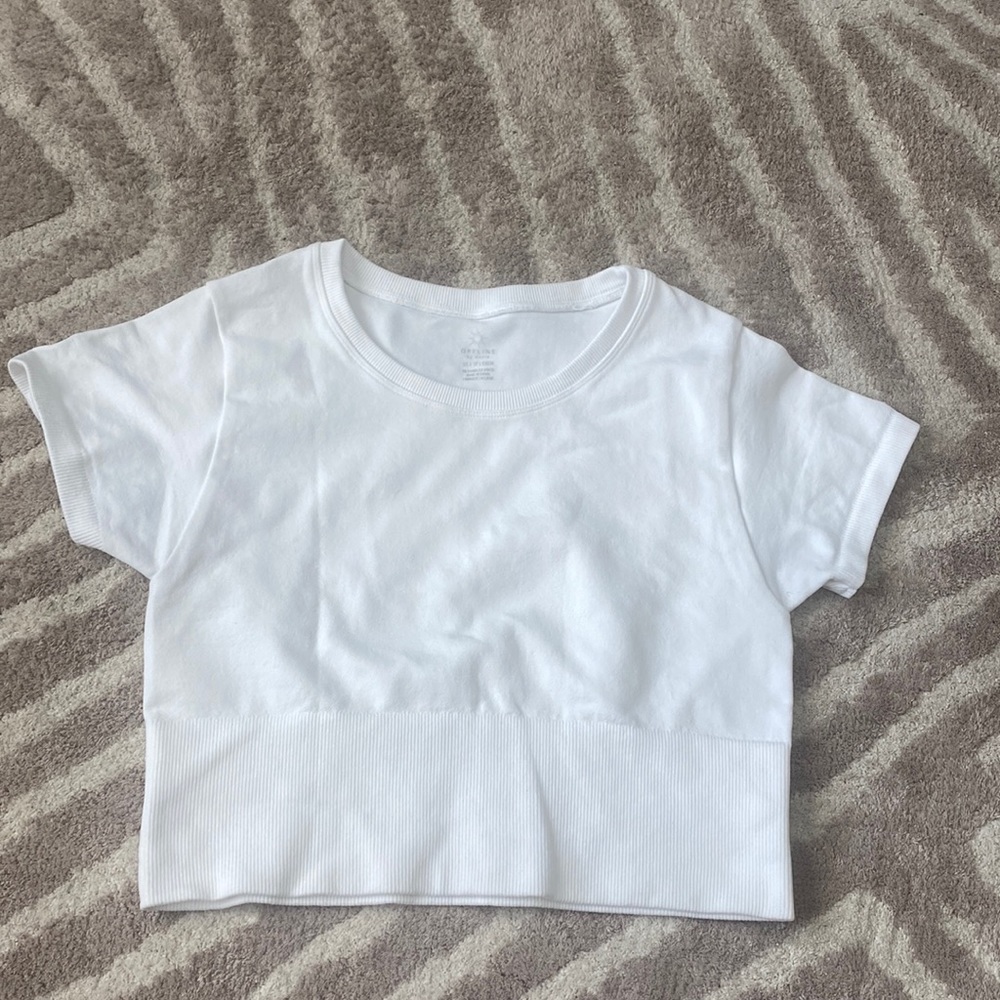White crop top!